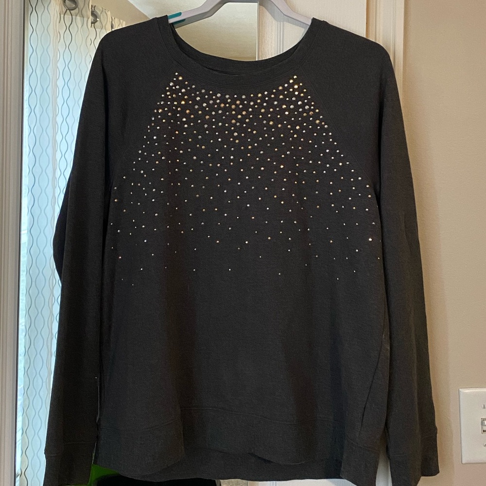 Apt 9 sweatshirt